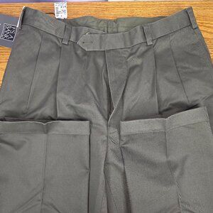 JoS A Bank Traveler Collection Pants